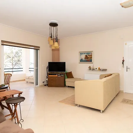 Sea View With Terrace Appartamento