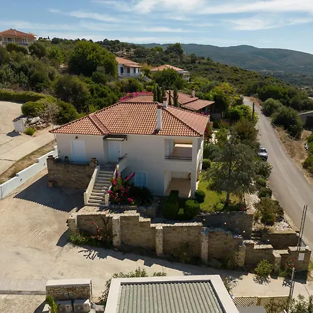 Sea View With Terrace Apartman *